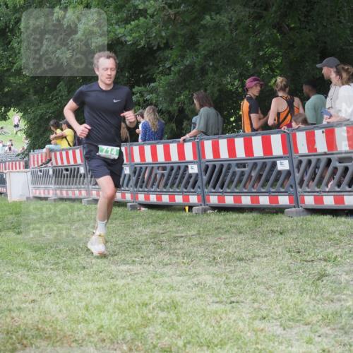 21.06.2025 - 27. Vierlanden-Triathlon KatJ http://msf.ph/oto/8023344 15.06.2025 13:23:17 Ziel 102, 160, 235, 714 meine-sportfotos.de