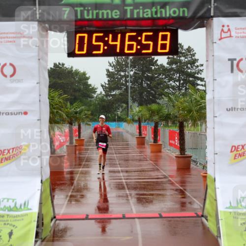15.06.2025 - 7 Türme Triathlon Michael Strokosch http://msf.ph/oto/8023458 15.06.2025 15:46:57 Ziel 243 meine-sportfotos.de
