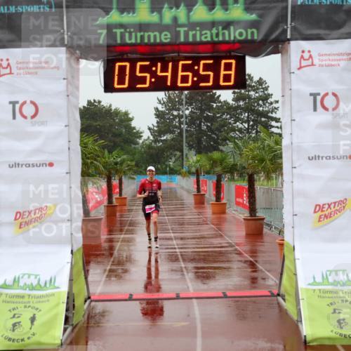 15.06.2025 - 7 Türme Triathlon Michael Strokosch http://msf.ph/oto/8023463 15.06.2025 15:46:58 Ziel 243 meine-sportfotos.de