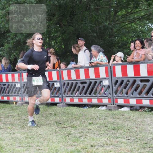 21.06.2025 - 27. Vierlanden-Triathlon KatJ http://msf.ph/oto/8023496 15.06.2025 13:24:30 Ziel 636, 747, 846 meine-sportfotos.de