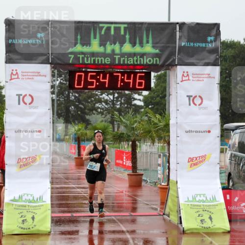 15.06.2025 - 7 Türme Triathlon Michael Strokosch http://msf.ph/oto/8023583 15.06.2025 15:47:46 Ziel 512 meine-sportfotos.de