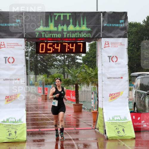 15.06.2025 - 7 Türme Triathlon Michael Strokosch http://msf.ph/oto/8023607 15.06.2025 15:47:46 Ziel 512 meine-sportfotos.de