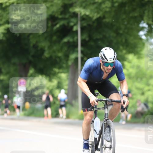 15.06.2025 - 7 Türme Triathlon Yannick Fuchs http://msf.ph/oto/8023618 15.06.2025 13:36:18 Radfahren 464, 1088 meine-sportfotos.de
