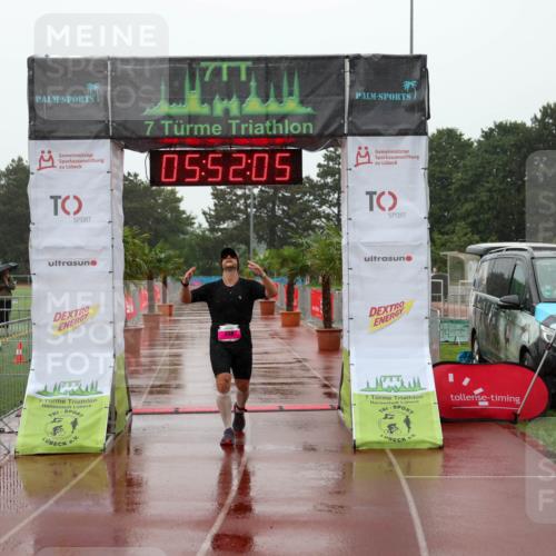 15.06.2025 - 7 Türme Triathlon Michael Strokosch http://msf.ph/oto/8023952 15.06.2025 15:52:05 Ziel 338 meine-sportfotos.de