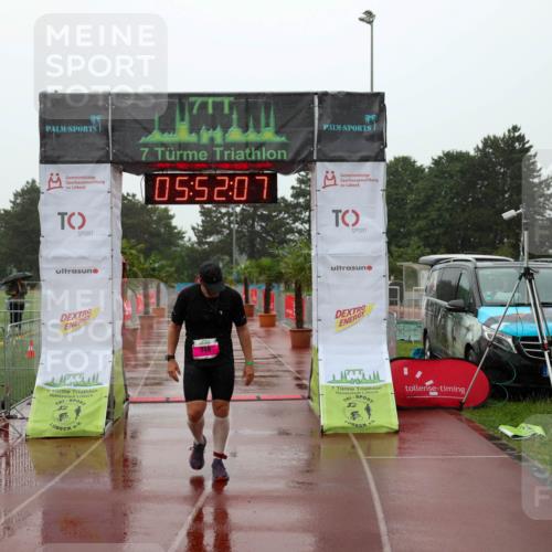 15.06.2025 - 7 Türme Triathlon Michael Strokosch http://msf.ph/oto/8023979 15.06.2025 15:52:07 Ziel 338 meine-sportfotos.de