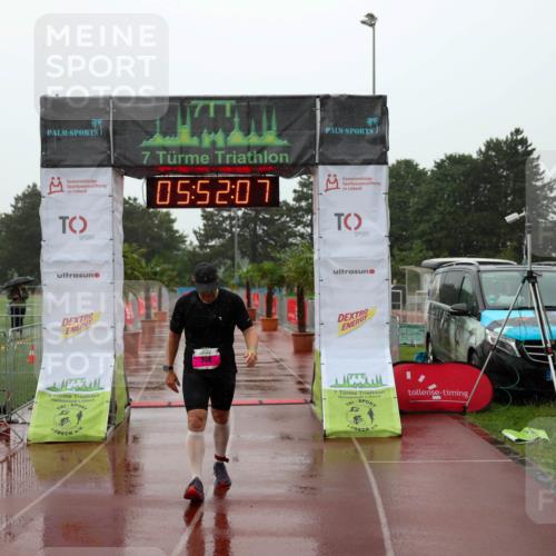 15.06.2025 - 7 Türme Triathlon Michael Strokosch http://msf.ph/oto/8023981 15.06.2025 15:52:07 Ziel 338 meine-sportfotos.de
