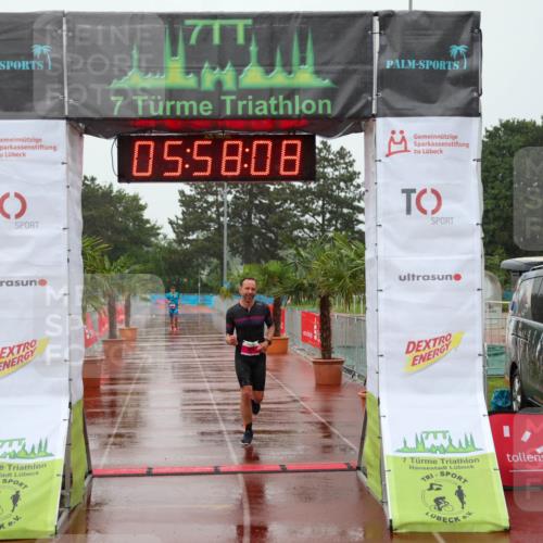 15.06.2025 - 7 Türme Triathlon Michael Strokosch http://msf.ph/oto/8024055 15.06.2025 15:58:08 Ziel 223 meine-sportfotos.de