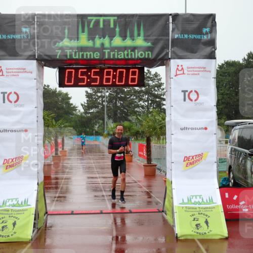 15.06.2025 - 7 Türme Triathlon Michael Strokosch http://msf.ph/oto/8024058 15.06.2025 15:58:08 Ziel 223 meine-sportfotos.de