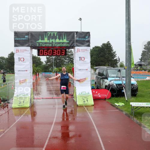 15.06.2025 - 7 Türme Triathlon Michael Strokosch http://msf.ph/oto/8024276 15.06.2025 16:03:03 Ziel 207 meine-sportfotos.de