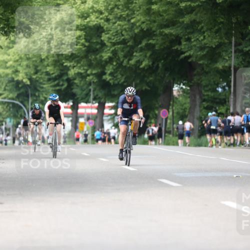 15.06.2025 - 7 Türme Triathlon Yannick Fuchs http://msf.ph/oto/8024314 15.06.2025 13:37:13 Radfahren 421, 525, 663 meine-sportfotos.de