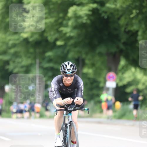 15.06.2025 - 7 Türme Triathlon Yannick Fuchs http://msf.ph/oto/8024384 15.06.2025 13:37:17 Radfahren 421, 469, 525, 663 meine-sportfotos.de