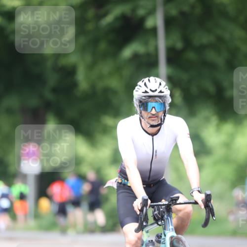15.06.2025 - 7 Türme Triathlon Yannick Fuchs http://msf.ph/oto/8024482 15.06.2025 13:37:28 Radfahren 237, 522 meine-sportfotos.de