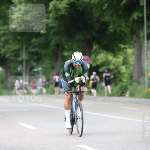 15.06.2025 - 7 Türme Triathlon Yannick Fuchs http://msf.ph/oto/8024769 15.06.2025 13:38:05 Radfahren 544, 812, 944 meine-sportfotos.de