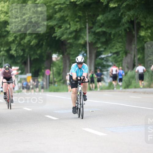 15.06.2025 - 7 Türme Triathlon Yannick Fuchs http://msf.ph/oto/8024786 15.06.2025 13:38:07 Radfahren 544, 812 meine-sportfotos.de