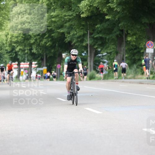 15.06.2025 - 7 Türme Triathlon Yannick Fuchs http://msf.ph/oto/8024895 15.06.2025 13:38:28 Radfahren 432, 750, 884, 1168 meine-sportfotos.de