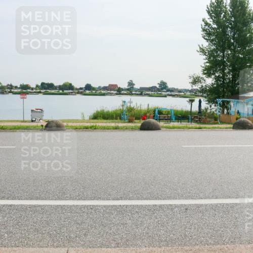 15.06.2025 - 27. Vierlanden-Triathlon H.Heesch http://msf.ph/oto/8024938 15.06.2025 09:57:50 Radfahren 129 meine-sportfotos.de