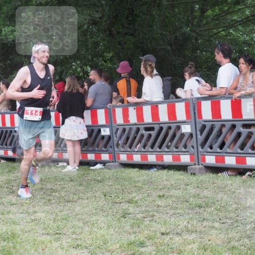 21.06.2025 - 27. Vierlanden-Triathlon KatJ http://msf.ph/oto/8024959 15.06.2025 13:27:30 Ziel 114, 951 meine-sportfotos.de