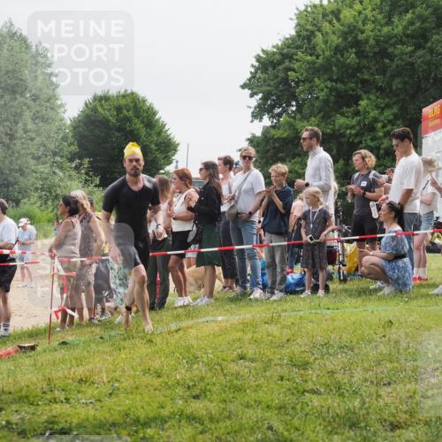 15.06.2025 - 27. Vierlanden-Triathlon KatJ http://msf.ph/oto/8025016 15.06.2025 10:58:19 Schwimmen 710, 762, 769 meine-sportfotos.de