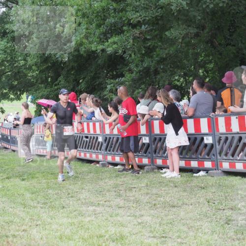 21.06.2025 - 27. Vierlanden-Triathlon KatJ http://msf.ph/oto/8025052 15.06.2025 13:27:43 Ziel 26, 169, 964, 1058, 1059, 1060 meine-sportfotos.de