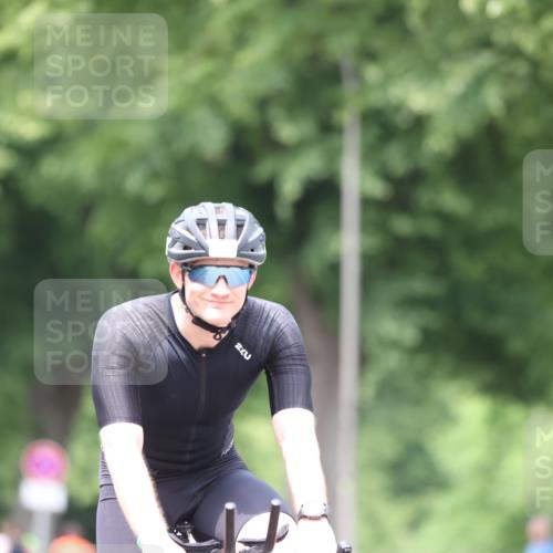 15.06.2025 - 7 Türme Triathlon Yannick Fuchs http://msf.ph/oto/8025055 15.06.2025 13:38:48 Radfahren 303 meine-sportfotos.de