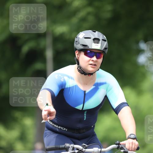 15.06.2025 - 7 Türme Triathlon Yannick Fuchs http://msf.ph/oto/8025079 15.06.2025 13:38:56 Radfahren 1054 meine-sportfotos.de