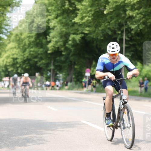 15.06.2025 - 7 Türme Triathlon Yannick Fuchs http://msf.ph/oto/8025097 15.06.2025 13:39:02 Radfahren  meine-sportfotos.de