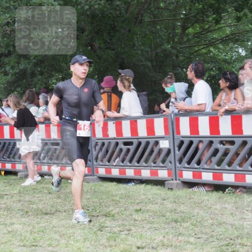 21.06.2025 - 27. Vierlanden-Triathlon KatJ http://msf.ph/oto/8025099 15.06.2025 13:27:44 Ziel 26, 169, 686, 964, 1058, 1059, 1060 meine-sportfotos.de