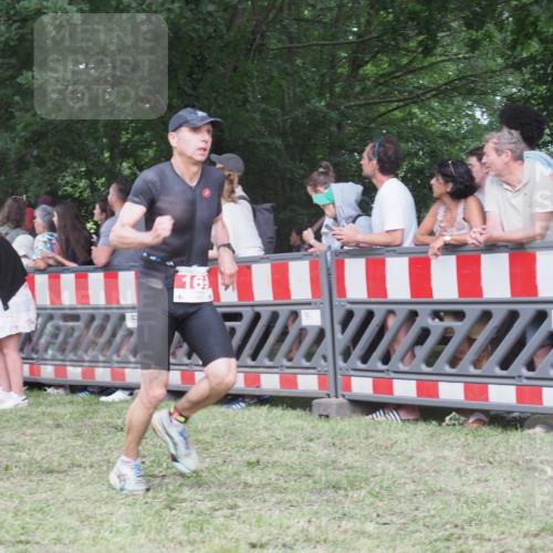 21.06.2025 - 27. Vierlanden-Triathlon KatJ http://msf.ph/oto/8025103 15.06.2025 13:27:44 Ziel 26, 169, 686, 964, 1058, 1059, 1060 meine-sportfotos.de