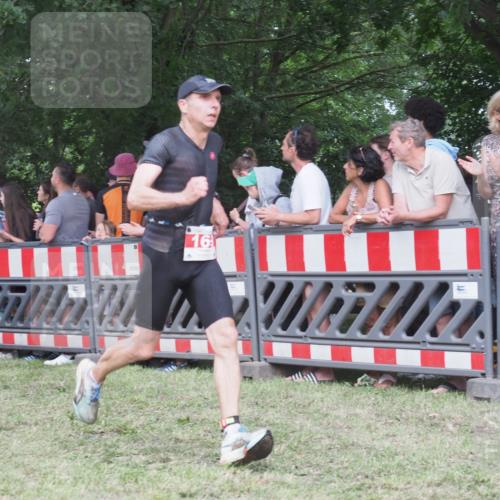 21.06.2025 - 27. Vierlanden-Triathlon KatJ http://msf.ph/oto/8025109 15.06.2025 13:27:44 Ziel 26, 169, 686, 964, 1058, 1059, 1060 meine-sportfotos.de