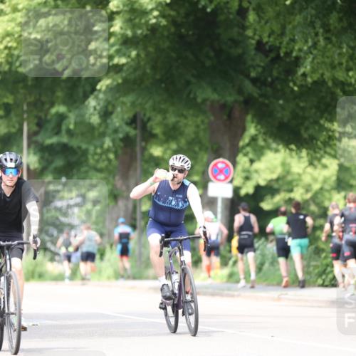 15.06.2025 - 7 Türme Triathlon Yannick Fuchs http://msf.ph/oto/8025232 15.06.2025 13:39:20 Radfahren 237, 271, 1157 meine-sportfotos.de