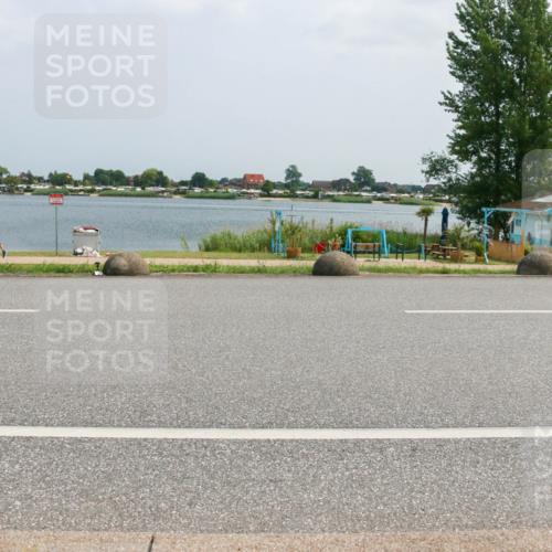 21.06.2025 - 27. Vierlanden-Triathlon H.Heesch http://msf.ph/oto/8025251 15.06.2025 12:06:09 Radfahren 205, 676 meine-sportfotos.de