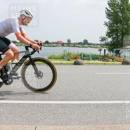 21.06.2025 - 27. Vierlanden-Triathlon H.Heesch http://msf.ph/oto/8025254 15.06.2025 12:06:09 Radfahren 205, 676 meine-sportfotos.de
