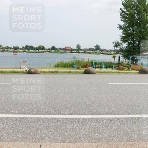21.06.2025 - 27. Vierlanden-Triathlon H.Heesch http://msf.ph/oto/8025391 15.06.2025 12:06:51 Radfahren 718, 825, 852, 959 meine-sportfotos.de