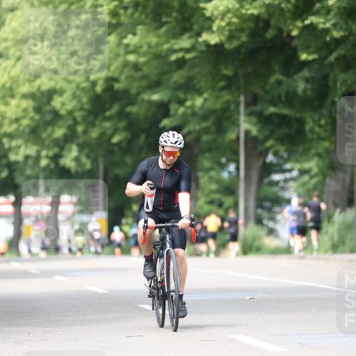 15.06.2025 - 7 Türme Triathlon Yannick Fuchs http://msf.ph/oto/8025427 15.06.2025 13:39:42 Radfahren 409 meine-sportfotos.de