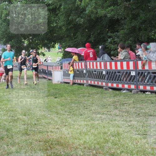 21.06.2025 - 27. Vierlanden-Triathlon KatJ http://msf.ph/oto/8025544 15.06.2025 13:28:19 Ziel 113, 733, 751, 828, 1062, 1063, 1064 meine-sportfotos.de