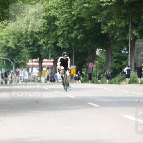 15.06.2025 - 7 Türme Triathlon Yannick Fuchs http://msf.ph/oto/8025585 15.06.2025 13:40:12 Radfahren 364 meine-sportfotos.de