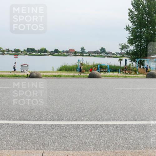 15.06.2025 - 27. Vierlanden-Triathlon H.Heesch http://msf.ph/oto/8025617 15.06.2025 11:17:11 Radfahren  meine-sportfotos.de