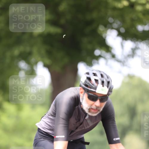 15.06.2025 - 7 Türme Triathlon Yannick Fuchs http://msf.ph/oto/8025638 15.06.2025 13:40:23 Radfahren 757, 1005 meine-sportfotos.de