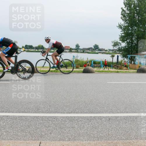 15.06.2025 - 27. Vierlanden-Triathlon H.Heesch http://msf.ph/oto/8025650 15.06.2025 11:17:22 Radfahren 672, 782, 847 meine-sportfotos.de