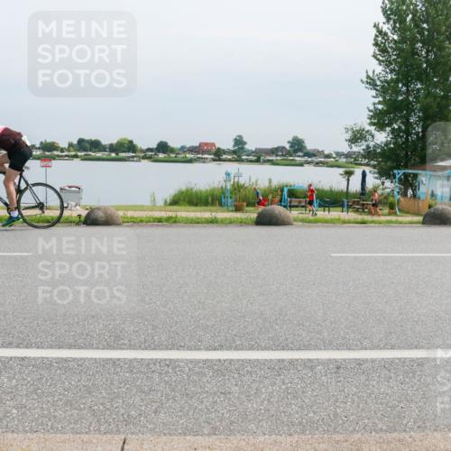 15.06.2025 - 27. Vierlanden-Triathlon H.Heesch http://msf.ph/oto/8025668 15.06.2025 11:17:22 Radfahren 672, 782, 847 meine-sportfotos.de