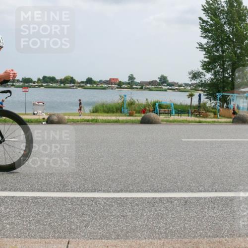 21.06.2025 - 27. Vierlanden-Triathlon H.Heesch http://msf.ph/oto/8025733 15.06.2025 12:07:31 Radfahren 228, 732, 909, 1000, 1001, 1002, 1003 meine-sportfotos.de