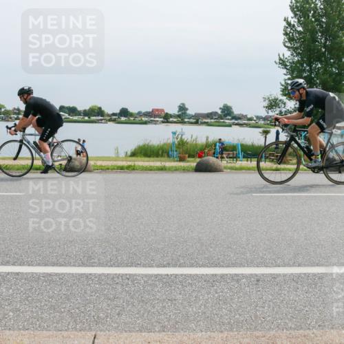 15.06.2025 - 27. Vierlanden-Triathlon H.Heesch http://msf.ph/oto/8025740 15.06.2025 11:17:48 Radfahren 7, 148, 153, 720, 947 meine-sportfotos.de