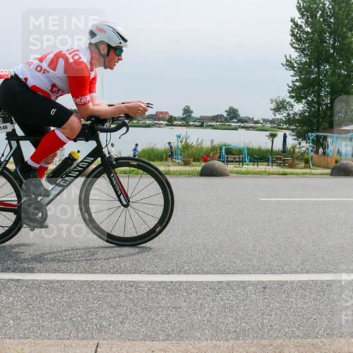 15.06.2025 - 27. Vierlanden-Triathlon H.Heesch http://msf.ph/oto/8025786 15.06.2025 11:17:49 Radfahren 7, 148, 153, 720, 947 meine-sportfotos.de