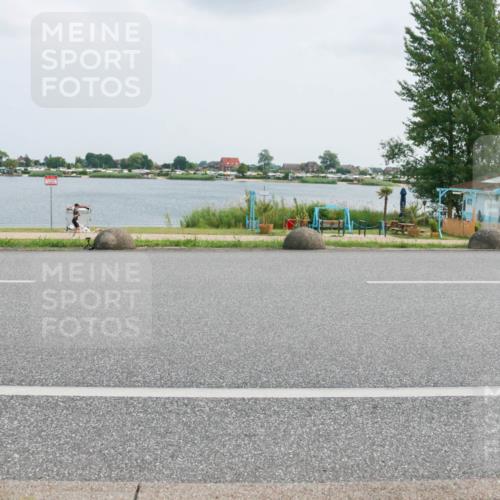 21.06.2025 - 27. Vierlanden-Triathlon H.Heesch http://msf.ph/oto/8025793 15.06.2025 12:07:57 Radfahren 218, 224, 716, 881, 908, 980 meine-sportfotos.de