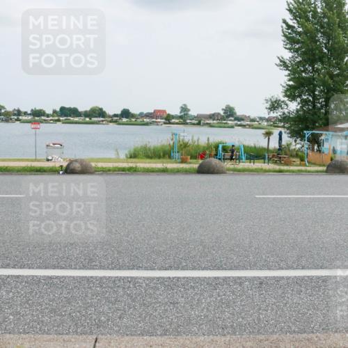 21.06.2025 - 27. Vierlanden-Triathlon H.Heesch http://msf.ph/oto/8025810 15.06.2025 12:08:00 Radfahren 218, 224, 716, 935 meine-sportfotos.de