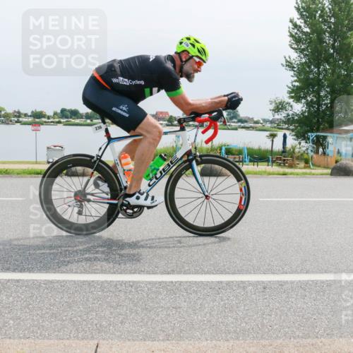 15.06.2025 - 27. Vierlanden-Triathlon H.Heesch http://msf.ph/oto/8025945 15.06.2025 11:18:32 Radfahren 219, 236 meine-sportfotos.de