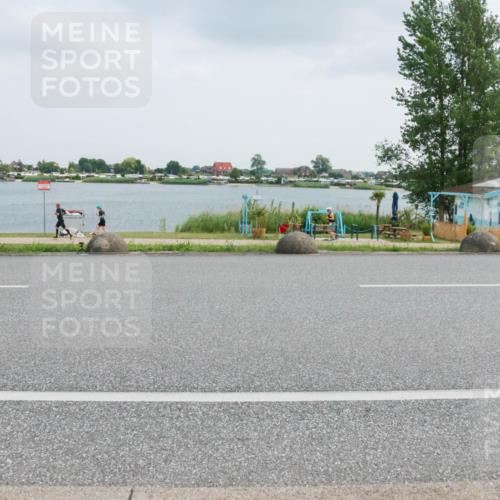 21.06.2025 - 27. Vierlanden-Triathlon H.Heesch http://msf.ph/oto/8025968 15.06.2025 12:09:27 Radfahren 800 meine-sportfotos.de