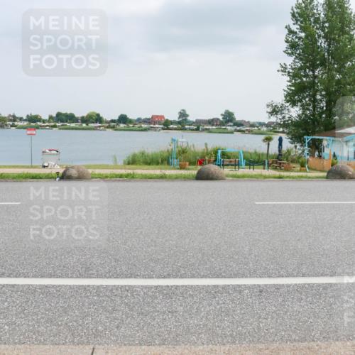 21.06.2025 - 27. Vierlanden-Triathlon H.Heesch http://msf.ph/oto/8026205 15.06.2025 12:10:59 Radfahren 885, 932, 1019, 1020, 1021, 1023 meine-sportfotos.de