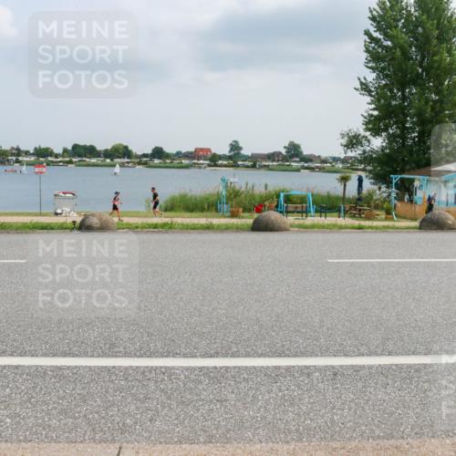 21.06.2025 - 27. Vierlanden-Triathlon H.Heesch http://msf.ph/oto/8026305 15.06.2025 12:11:32 Radfahren 705, 806, 1024, 1025, 1026, 1027 meine-sportfotos.de