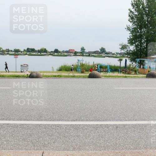 15.06.2025 - 27. Vierlanden-Triathlon H.Heesch http://msf.ph/oto/8026543 15.06.2025 11:18:53 Radfahren 745, 754, 832, 863 meine-sportfotos.de